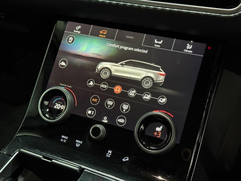 LAND ROVER RANGE ROVER VELAR